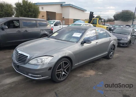 2013 Mercedes-Benz S 550 из США, поврежденный, VIN WDDNG7DB0DA496526